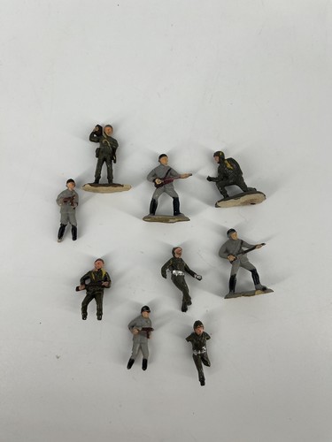 Vintage lot foot soldiers - lot,